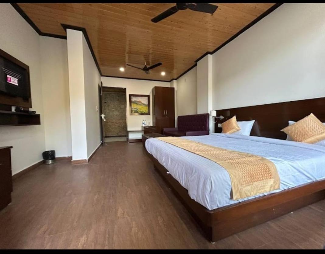 Hotel 7 Heavens Masuri Exterior foto